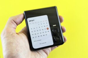 Xperia 5 VI 輕巧設計示意