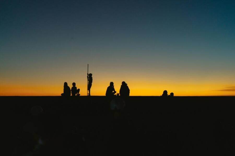 越南平順 (Bình Thuận) 越南的日落下的人物曝光。