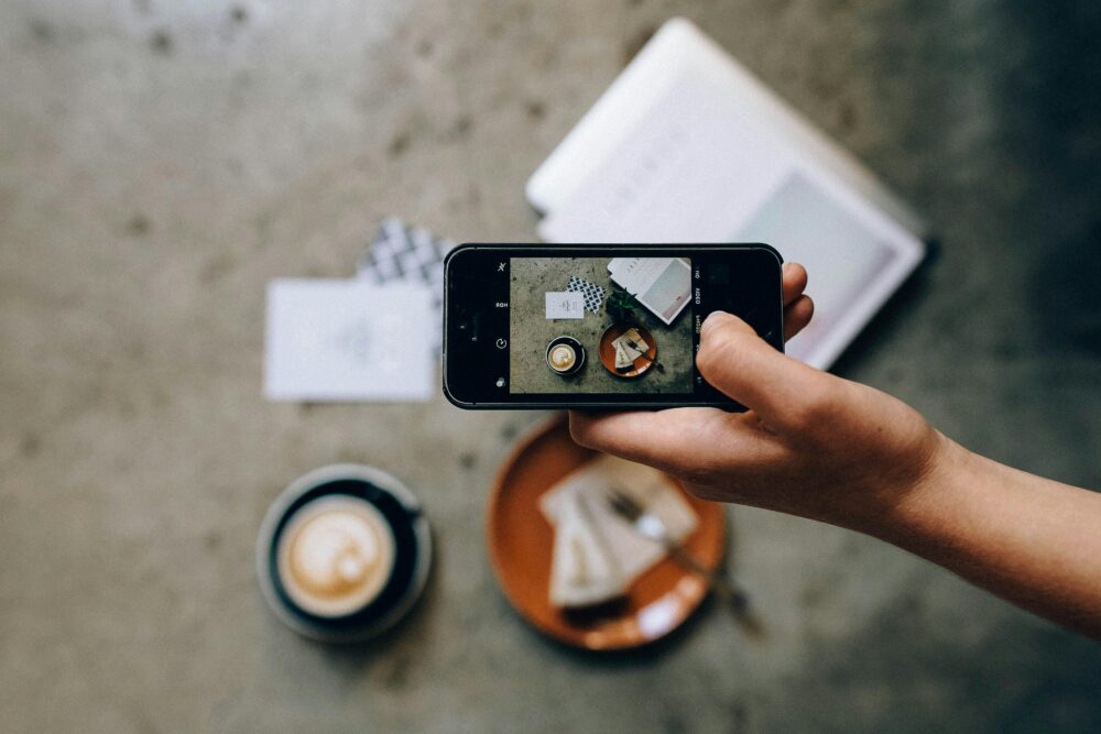 Instagram、咖啡館、便攜式設備的免費圖庫相片