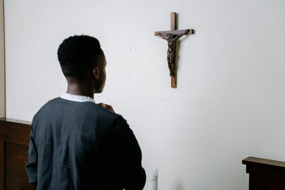 基督教的十字架, 助理, 人的免費圖庫相片