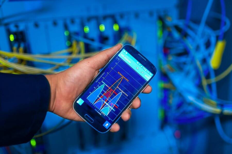 image of device with VPN connected and Wi-Fi settings open