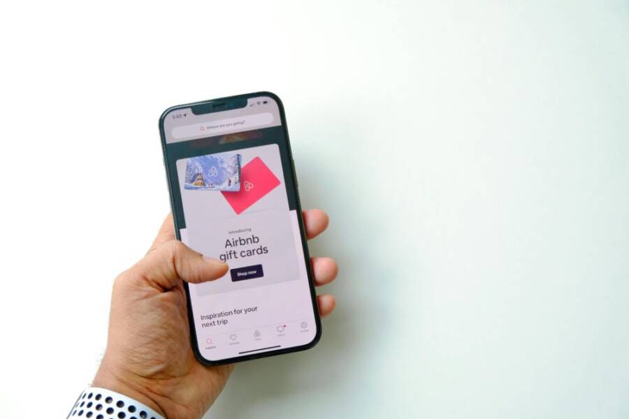 Smartphone ready for hosting tasks