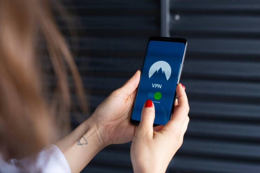 Public Wi-Fi safety check