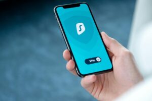 手機安全與隱私保護示意圖