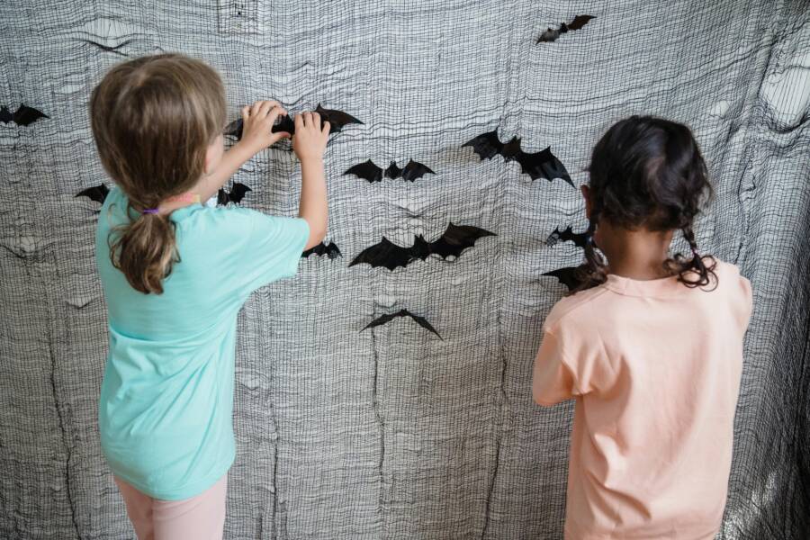 Decorating a Dorm with Rental Friendly Products from Home Depot