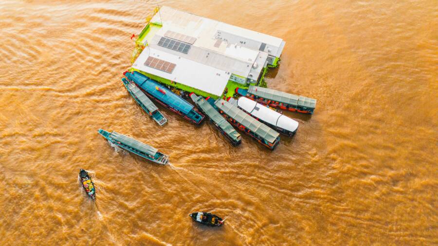 蔡讓水上市場船鳥瞰圖