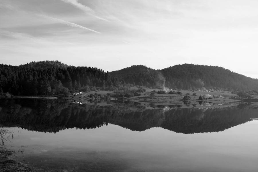 南投連假塞車時段全攻略：避開人潮景點與替代路線指南