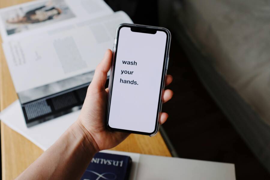 Fix File Sharing That Fails When Your Phone Screen Turns Off