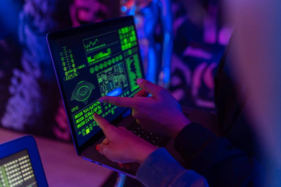 Fix Phone Not Scanning QR Codes in Dark Environments