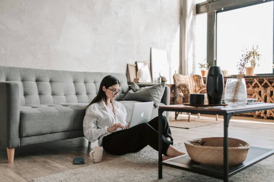 How to Decide Which Projects to Hire Out While Still Using Home Depot