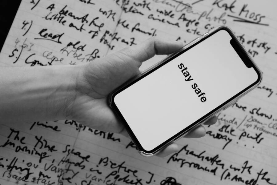 How to Fix a Phone That Cannot Open Links from Email Apps