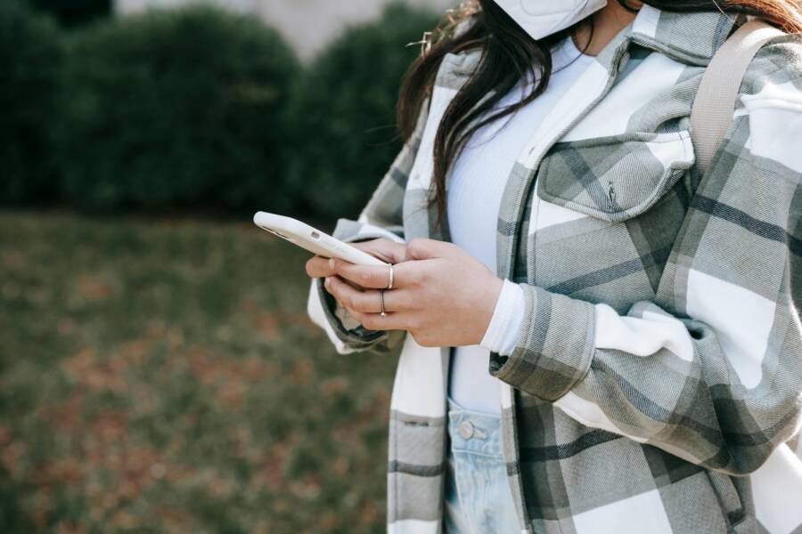 How to Fix Accessory Firmware Updates That Fail Through Your Phone