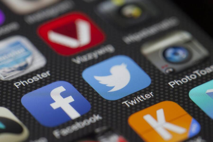 How to Fix Captions Not Saving in Social Apps on Your Phone
