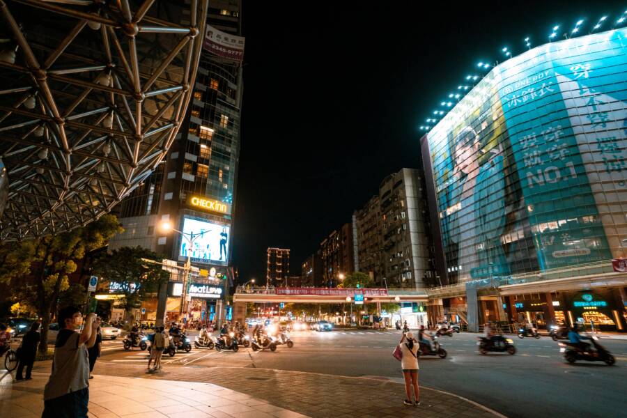 西門町夜景與霓虹燈
