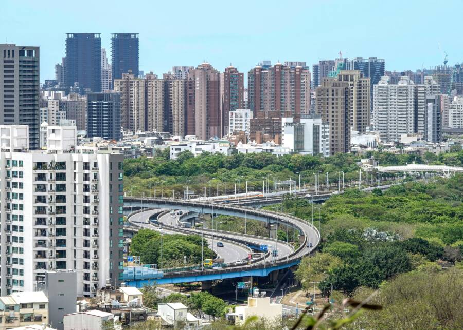 海岸與郊區景觀