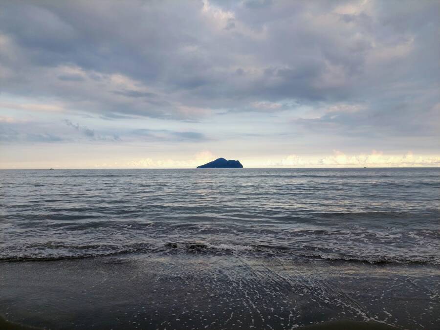 美麗的龜山島海景