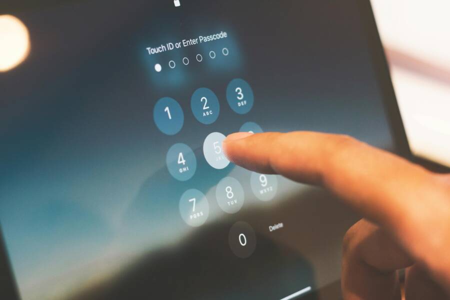Phone Forgetting Saved Passwords: Practical Troubleshooting