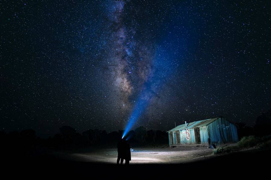 夜空與田野的浪漫