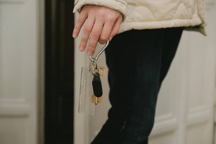 Set Up a Guest Bedroom with Key Home Depot Purchases Set Up a Guest Bedroom with Key Home Depot Purchases