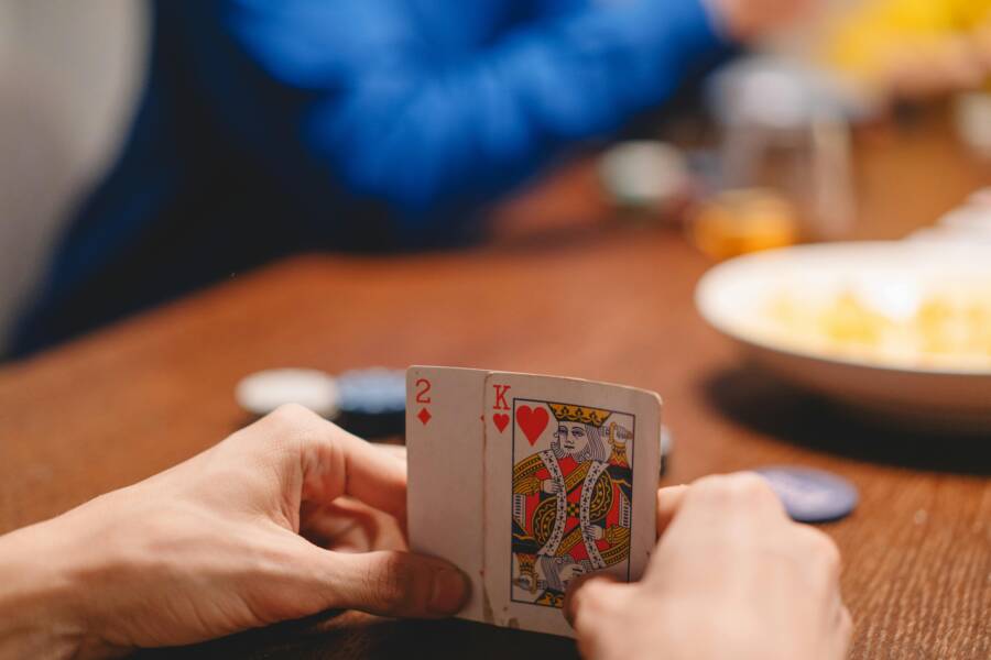Table Tennis Risk Management: When to Go for It and When to Wait