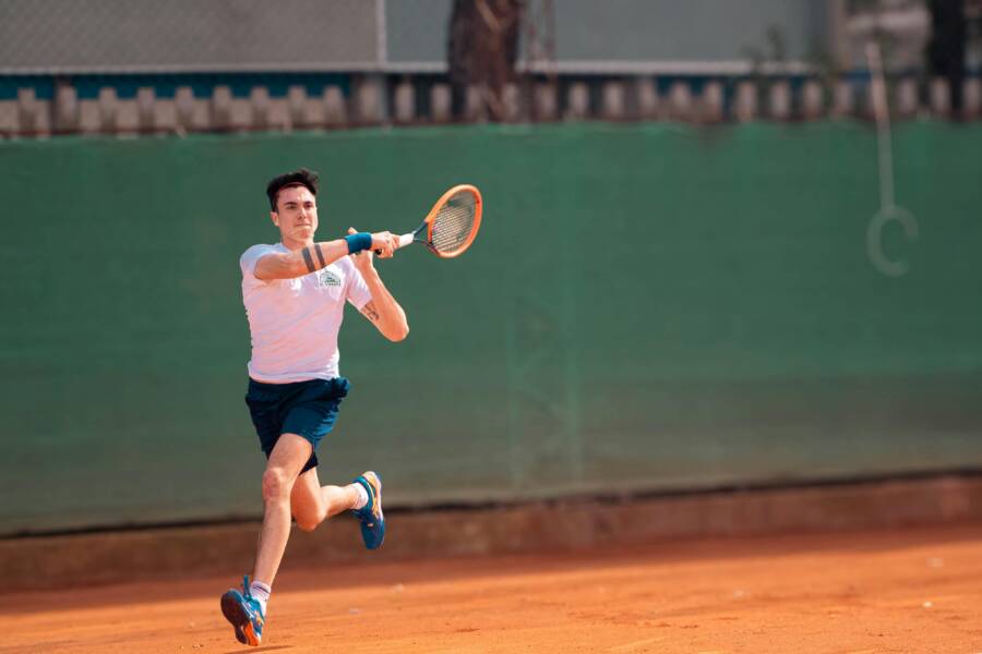 Table Tennis Serve Selection: How to Choose the Right Serve Each Point
