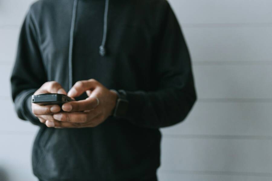 Troubleshooting Certificate Errors on Secure Websites: A Phone User Guide