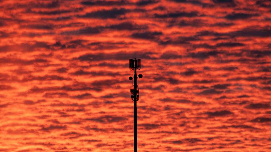 Troubleshooting Signal Handoff Between Cell Towers on Your Phone