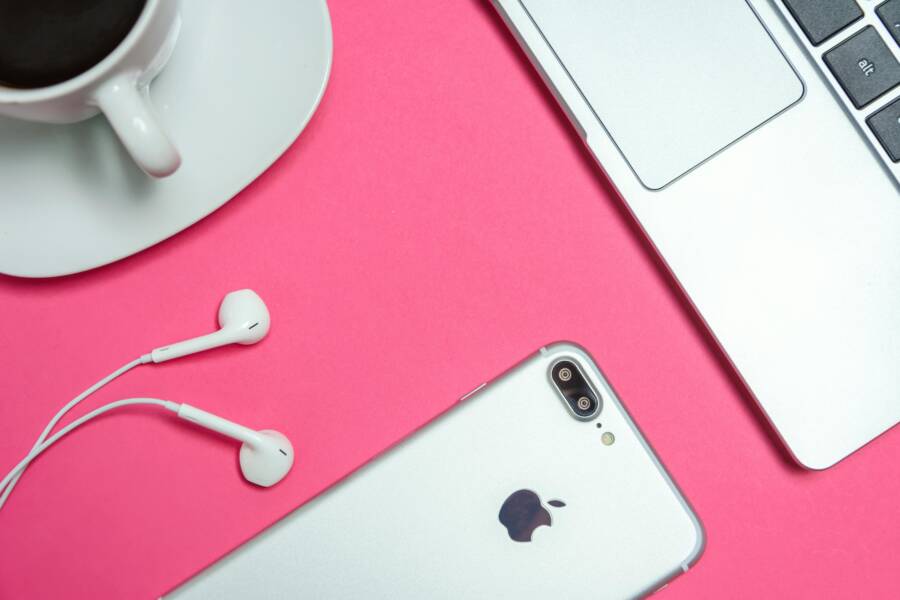 How to Fix iPhone and Android Connected Without Internet Wi-Fi