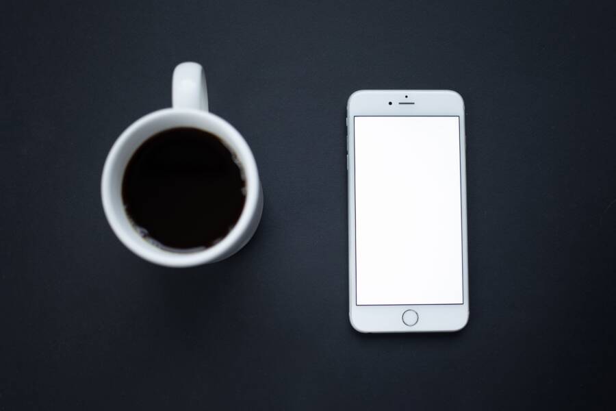 Fix a Phone That Rings With a Black Screen