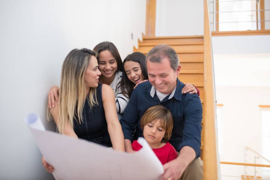 How to Build a Family Safety Plan with a Smartphone