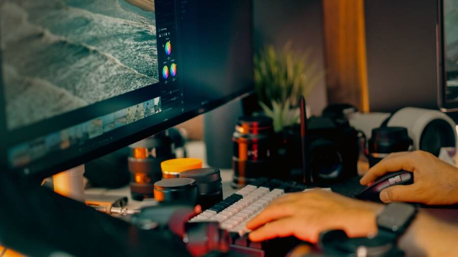 How to Create a Professional Content Workflow Using Only Your Smartphone