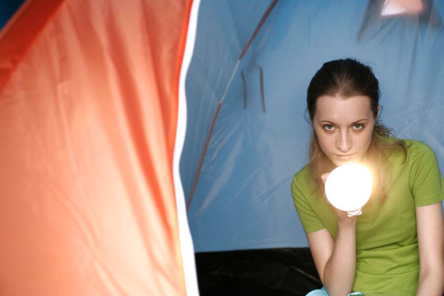 How to Fix a Flashlight Not Working on Your Smartphone