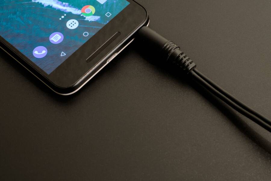 How to Fix a Phone Stuck in a Boot Loop