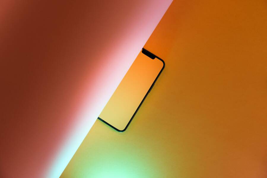 How to Fix a Phone That Cannot Keep Private Photos Hidden