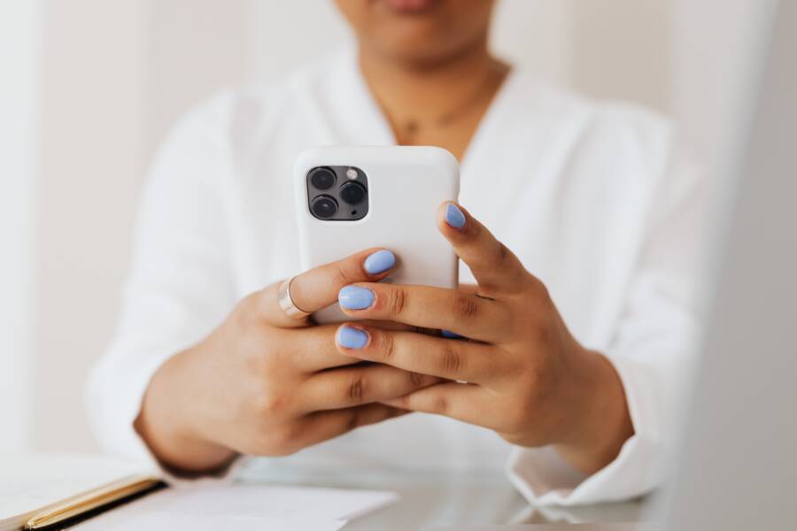 How to Fix a Phone That Fails to Back Up Contacts Automatically
