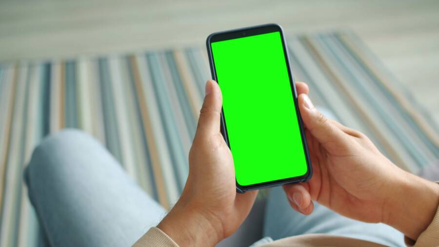 How to Fix a Phone That Keeps Turning on Battery Saver