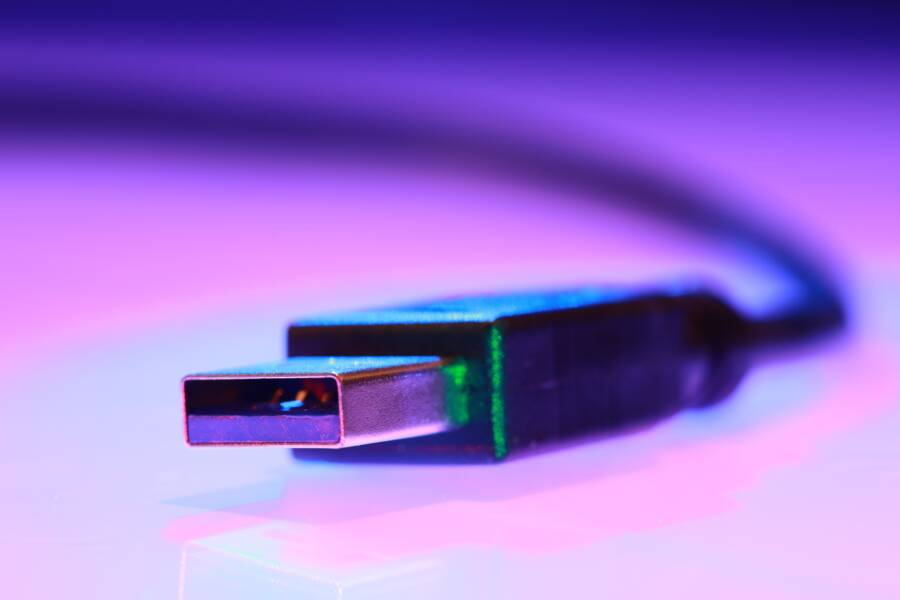 How to Fix a Phone That Won't Back Up Over USB