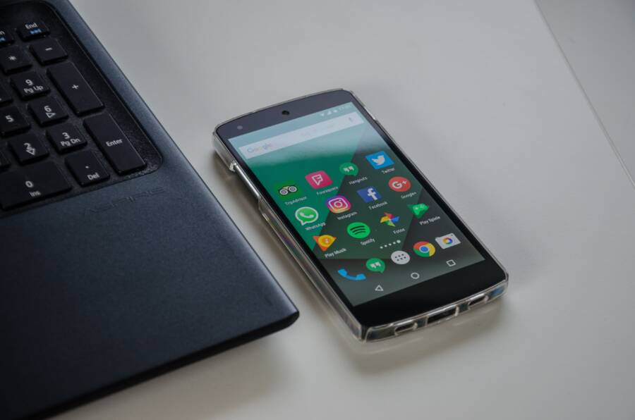 How to Fix a Phone That Won't Switch Keyboard Languages
