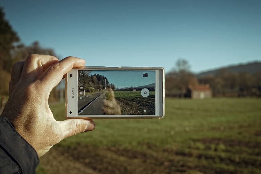 How to Fix a Shaking Phone Camera Preview