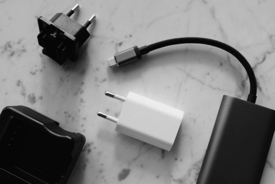 How to Fix a Smartphone Battery That Jumps Percentages