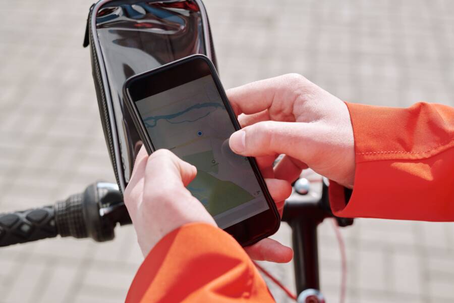 How to Fix a Smartphone That Cannot Find Addresses in Maps
