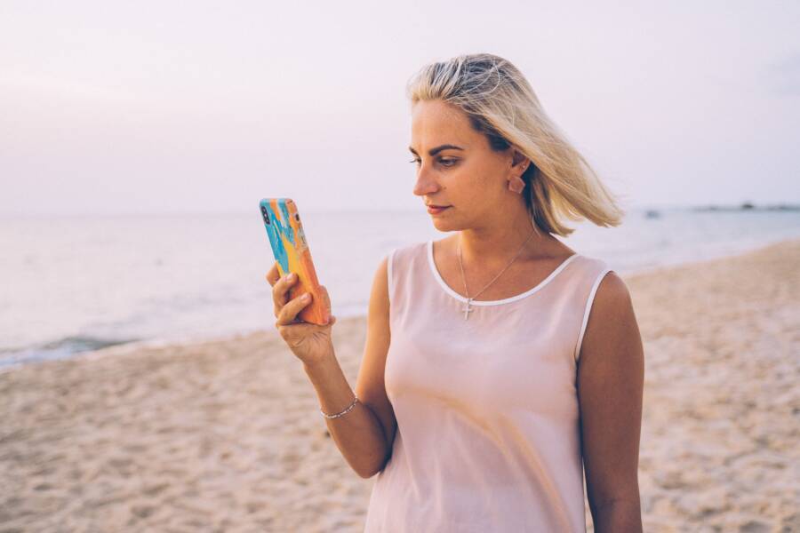 How to Fix a Smartphone That Overheats When Using Social Media