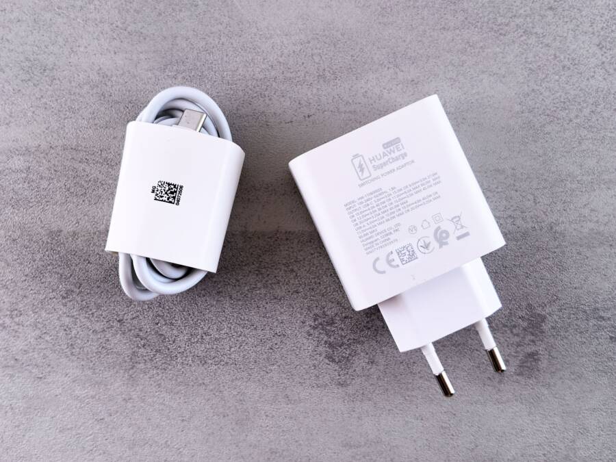 How to Fix a Smartphone That Stops Charging at Random Percentages