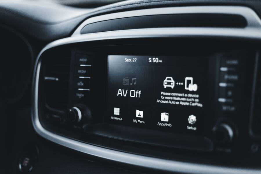 How to Fix a Smartphone That Will Not Pair With a Car