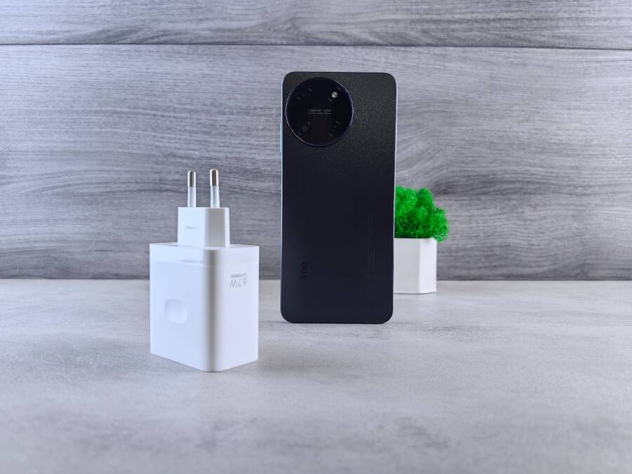 How to Fix a Smartphone That Won't Charge Past 0% or 1%