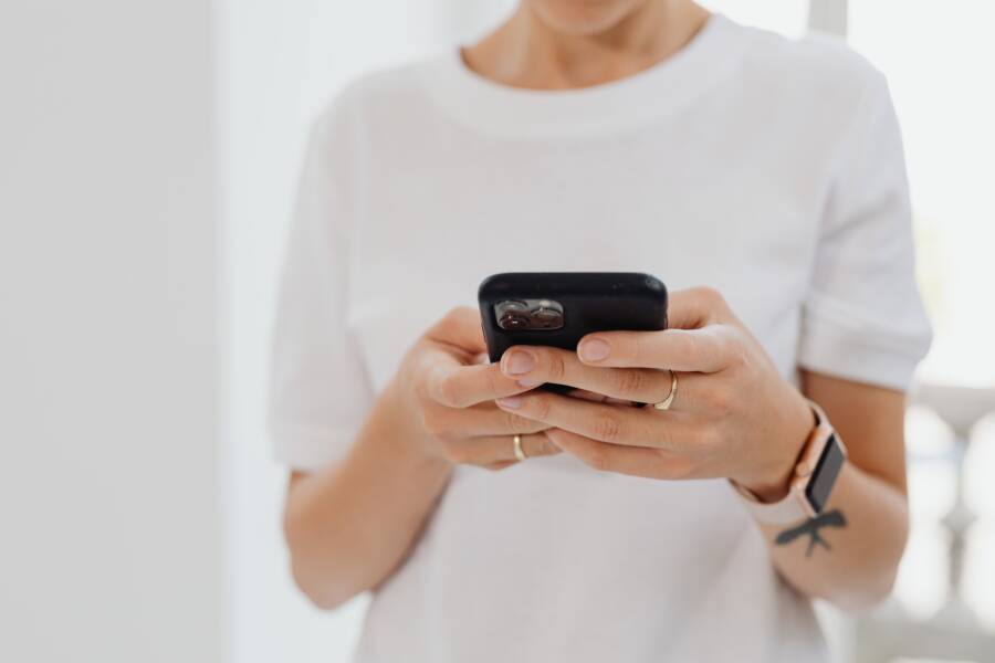 How to Fix a Smartphone Unable to Join Wi-Fi with Special Characters