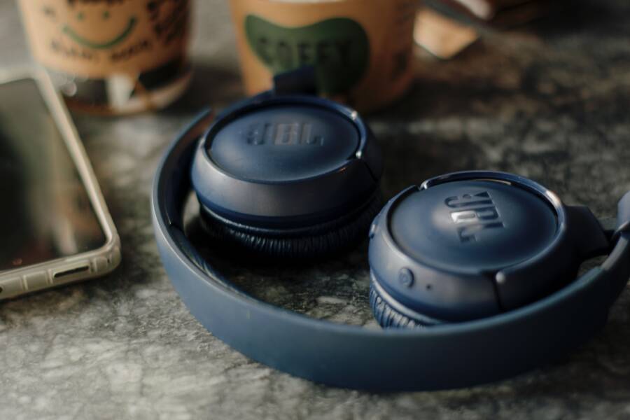 How to Fix Incorrect Bluetooth Device Names on Your Smartphone