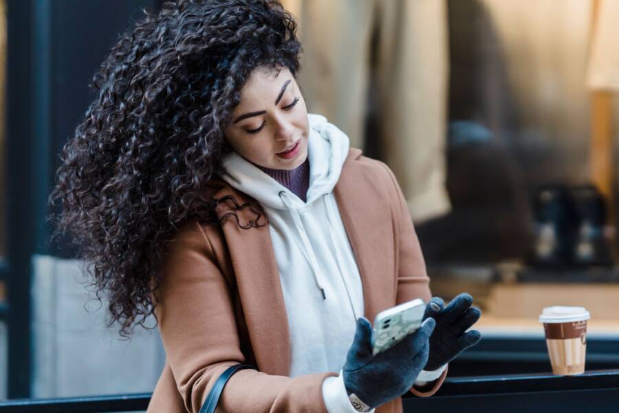 How to Fix Smartphone Battery Drain in Cold Weather