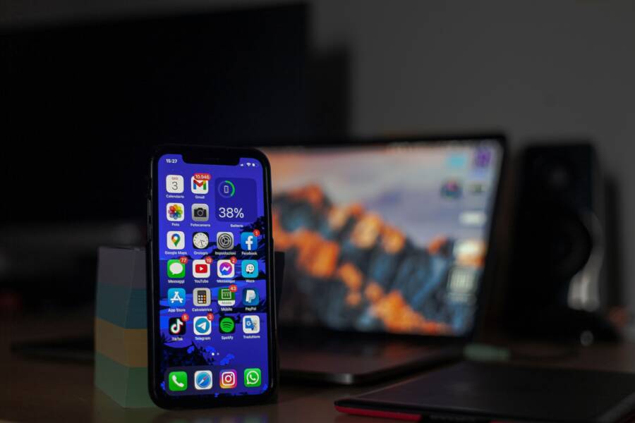 How to Fix Smartphone Wi-Fi Drops During File Downloads