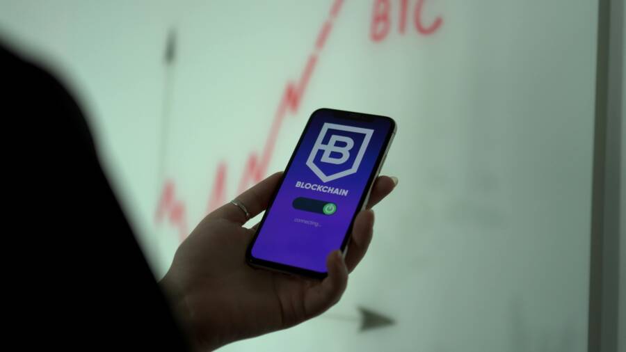 How to Limit Background Data on Your Smartphone (Android and iPhone Guide)